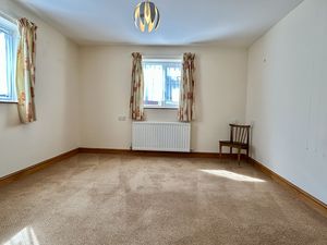Annexe Bedroom- click for photo gallery
